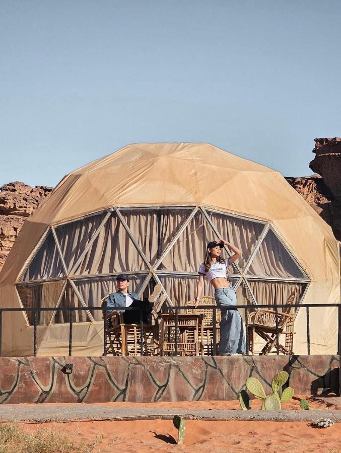 Sun Luxury Camp &Tour Appartement Wadi Rum Buitenkant foto
