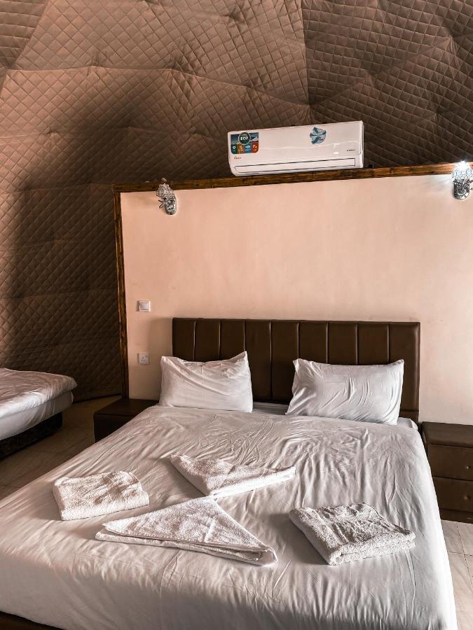 Sun Luxury Camp &Tour Appartement Wadi Rum Buitenkant foto