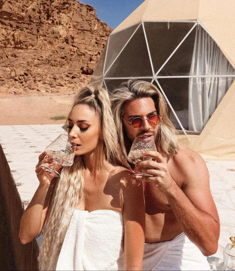Sun Luxury Camp &Tour Appartement Wadi Rum Buitenkant foto