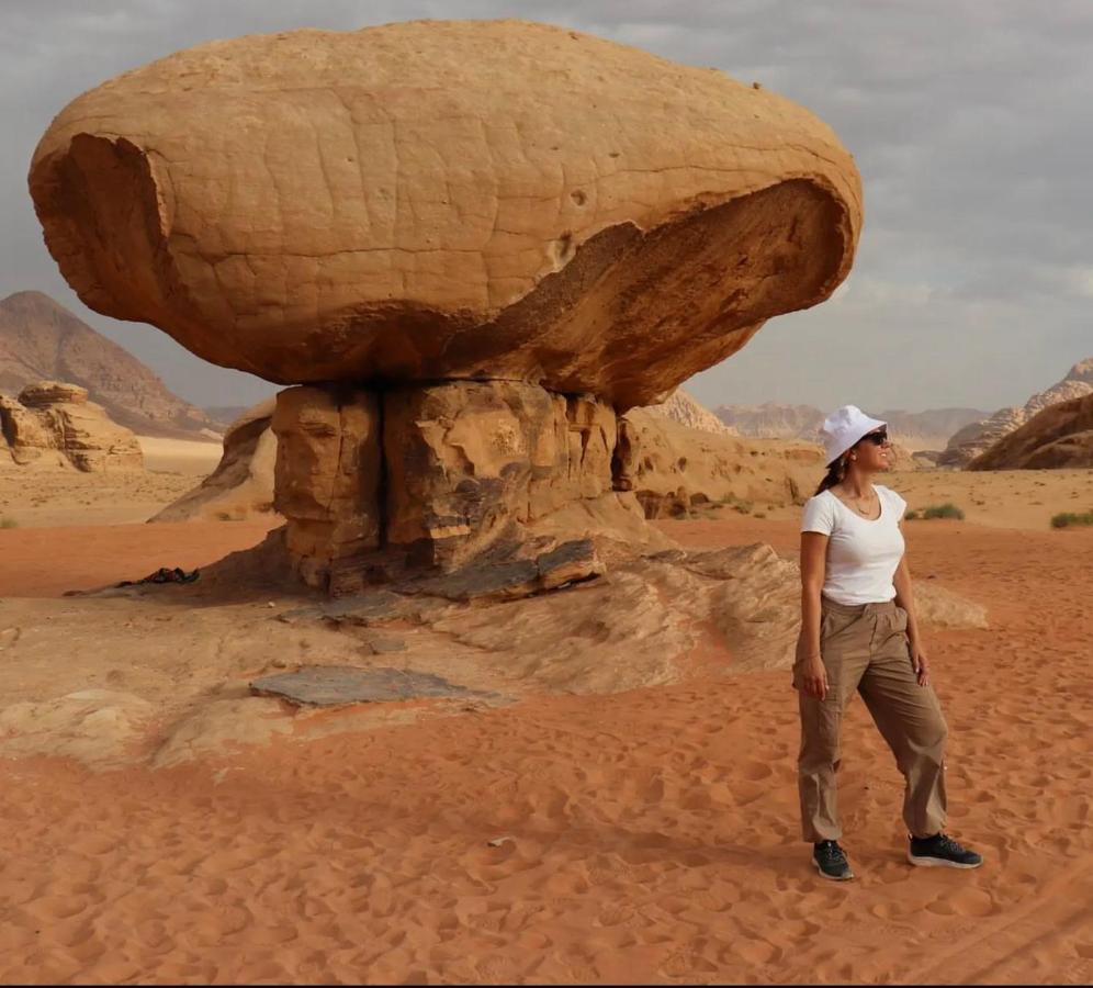 Sun Luxury Camp &Tour Appartement Wadi Rum Buitenkant foto