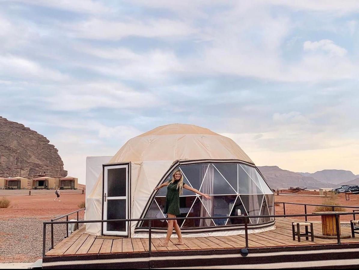 Sun Luxury Camp &Tour Appartement Wadi Rum Buitenkant foto