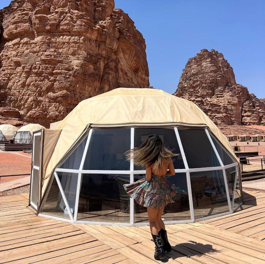 Sun Luxury Camp &Tour Appartement Wadi Rum Buitenkant foto